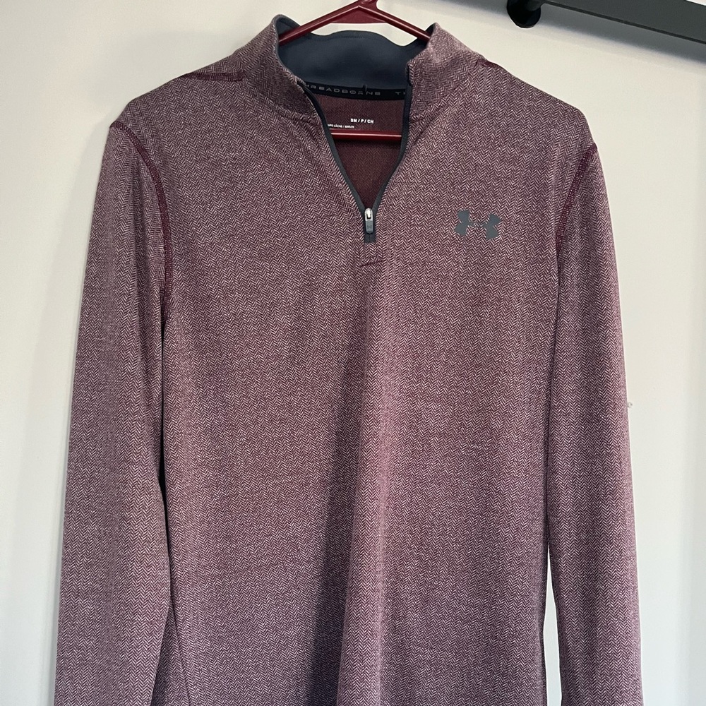 Men’s under Armour loose fit, three-quarter zip sweatshirt